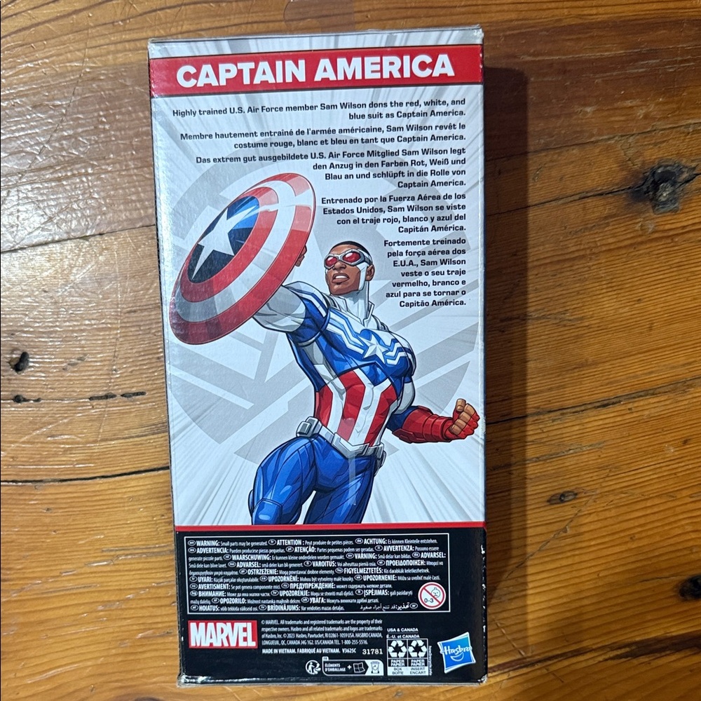 Captain America Action Figure (9") with Shield Marvel Mighty Hero Series NIB - Picture 4 of 10